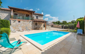 2 Bedroom Amazing Home In Visnjan